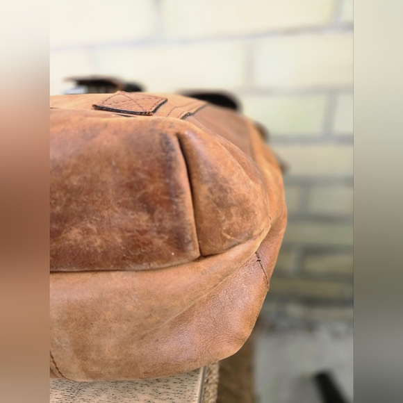 Vintage Leather Briefcase - Picture 9 of 13